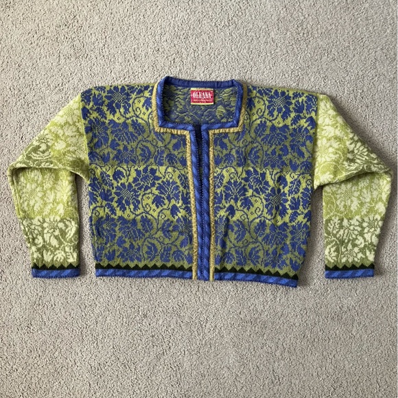 Vintage OLEANA Solveig Hisdal 100% Pure New Wool Floral Knit Cardigan Size M